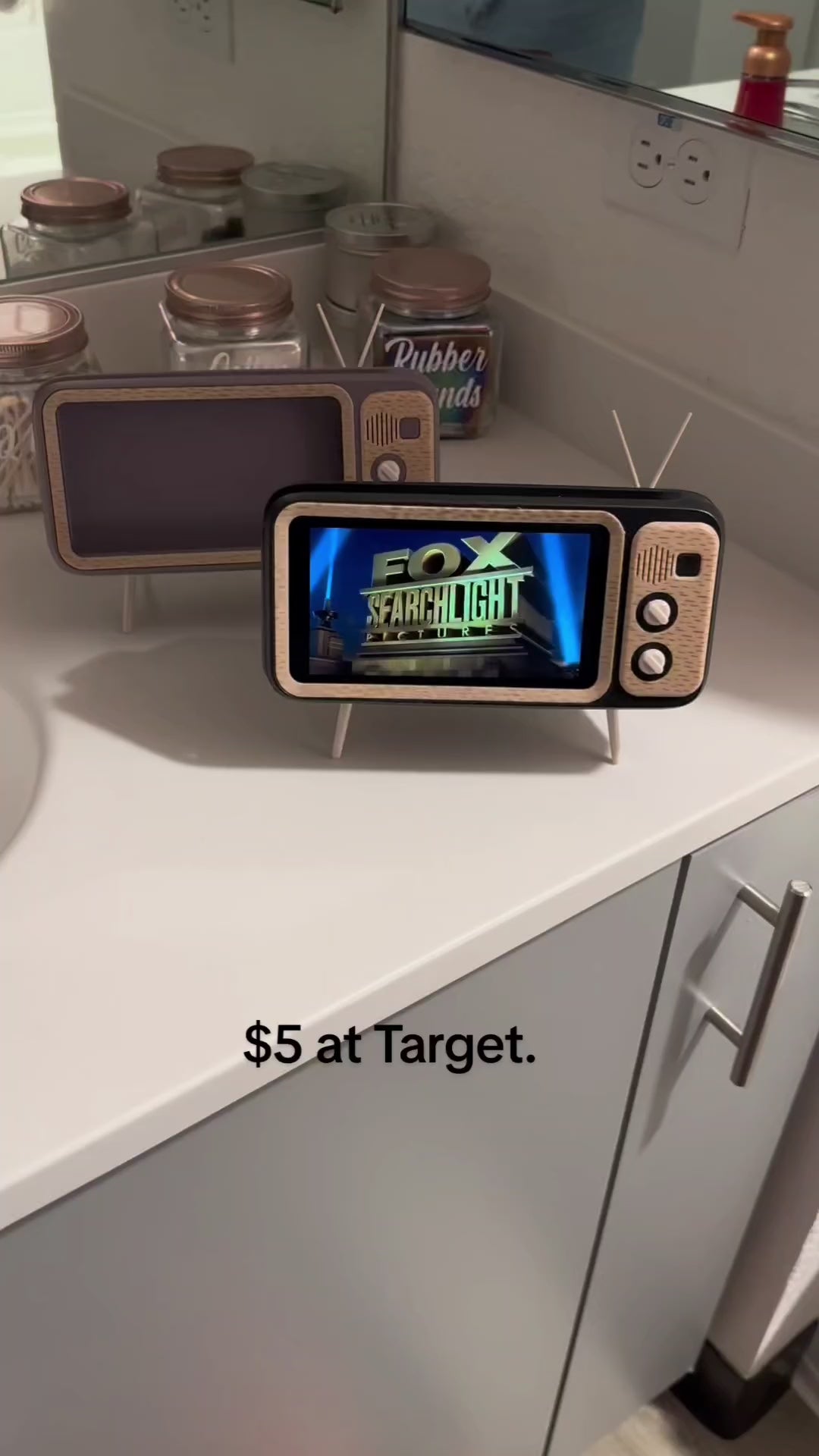Retro Mini TV Mobile Phone Stand